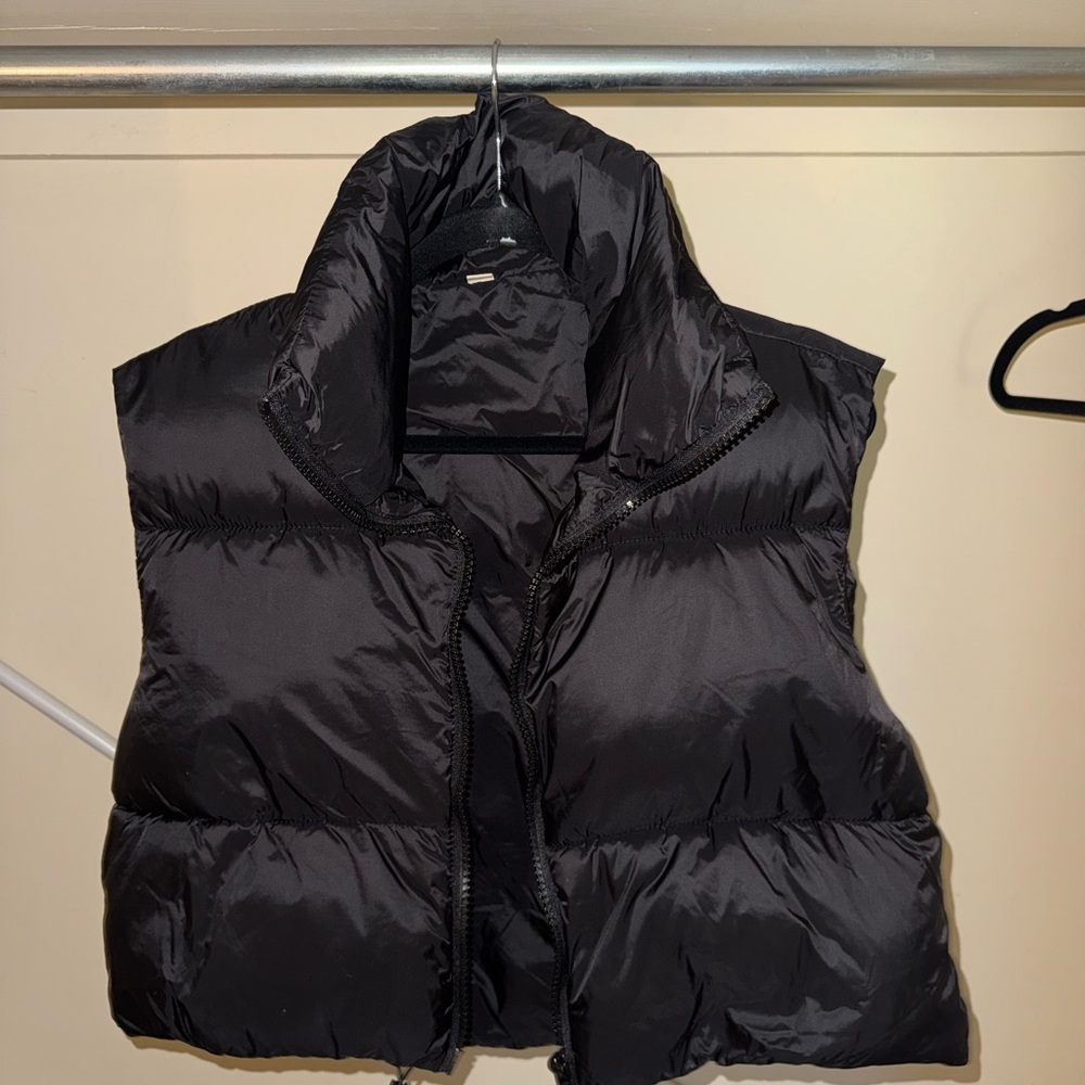 Black Puffer Vest - Sleeveless Quilted Jacket